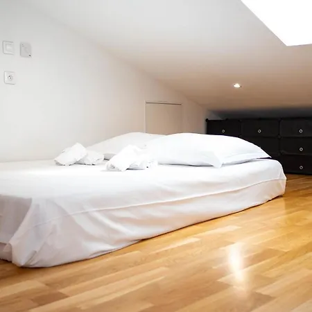 Petit Logis Au Bord Du Clain 公寓 *